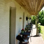 Bed & Breakfast Laerkelill
