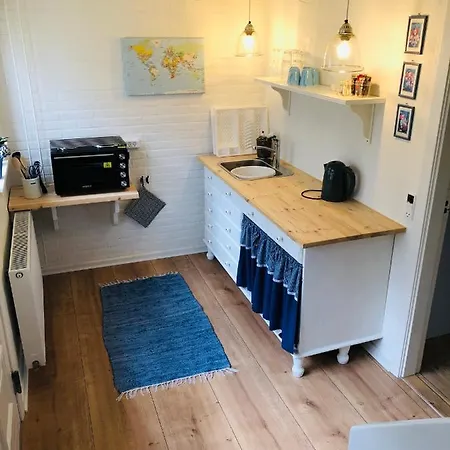 Bed & Breakfast Laerkelill *