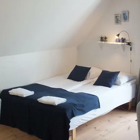 Laerkelill Bed & Breakfast Skovlund